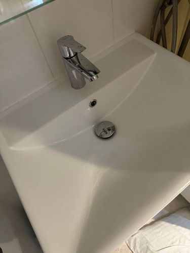 Replacing a basin tap